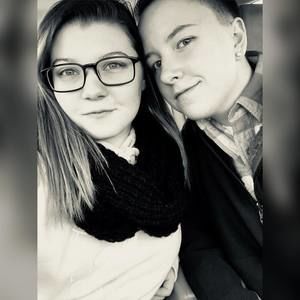 Meet your Posher, Holly